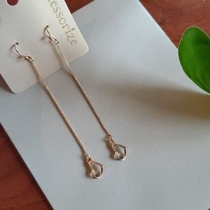 2 for $20 // Accesssorize Heart Drop Earrings